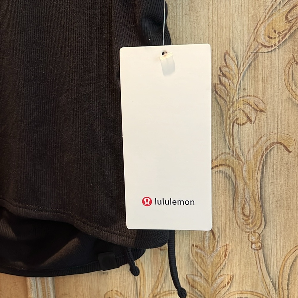 Lululemon Side Cinch Ribbed Tee - Picture 4 of 5